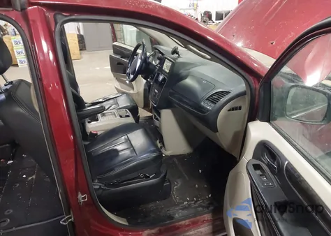 2015 Chrysler Town & Country Touring from USA, damaged, VIN 2C4RC1BG5FR706457